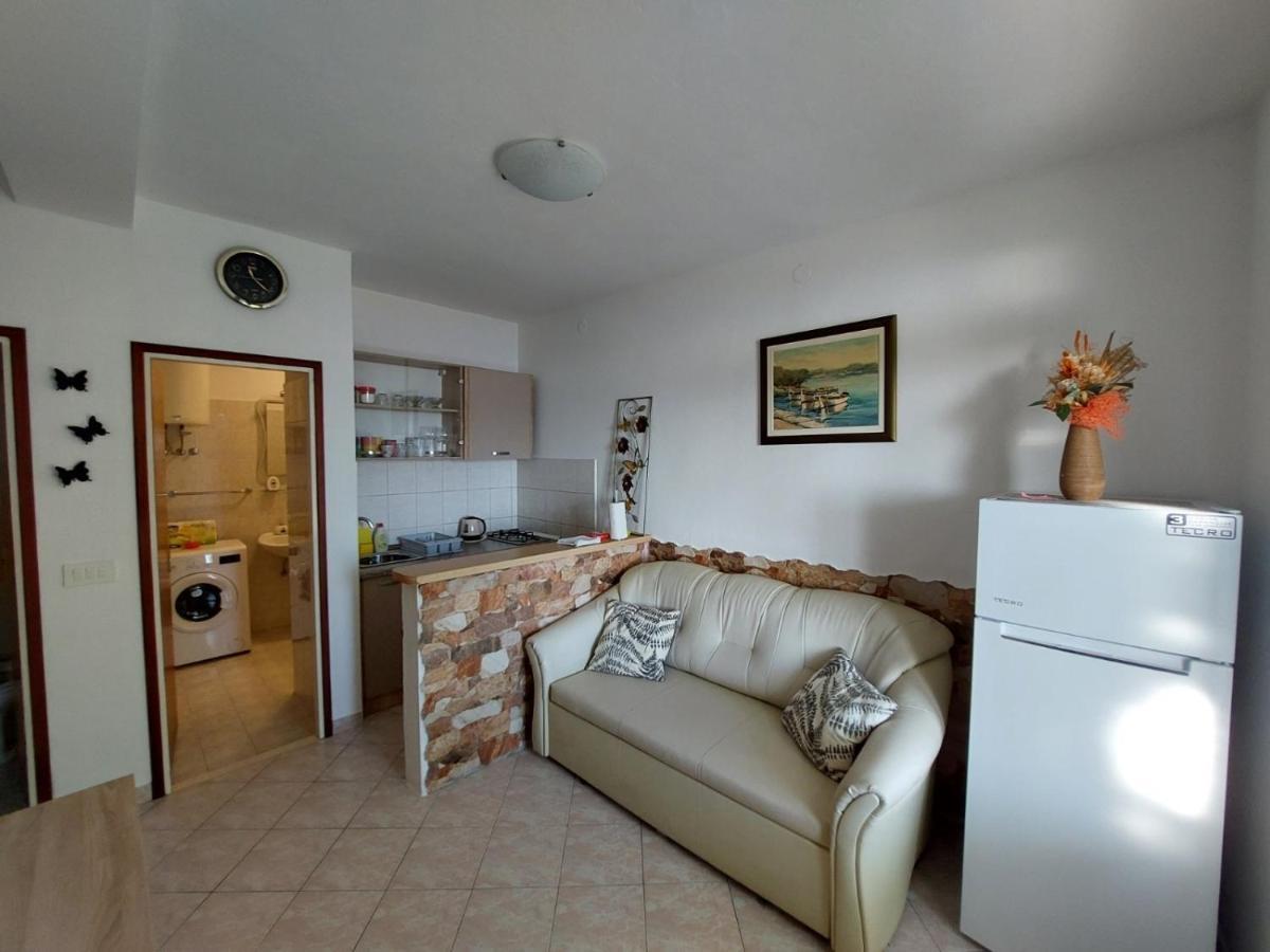 Apartments With A Parking Space Plat, Dubrovnik - 4776 Mlini Exterior photo
